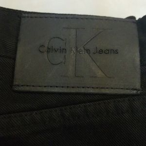 Women's black button fly jeans